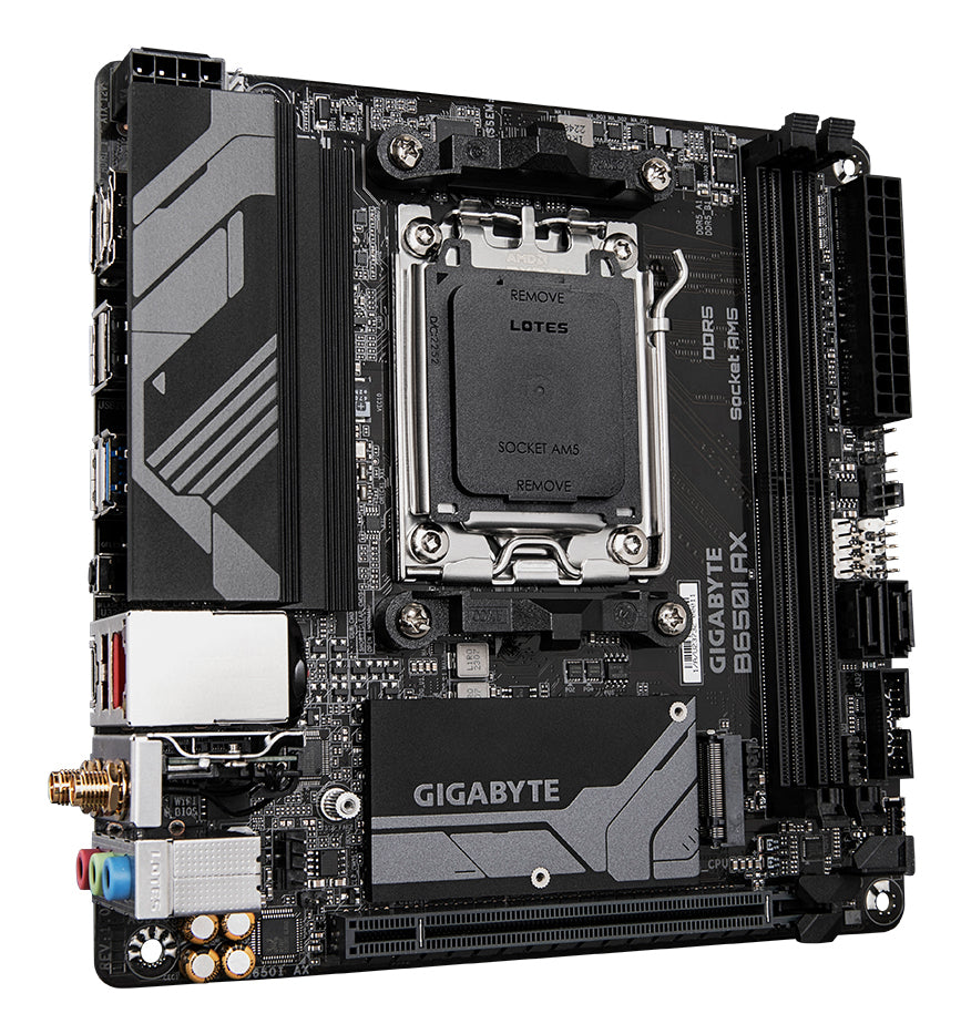 GIGABYTE B650I AX Carte mère - AMD Ryzen série 9000, VRM 5+2+1 phases, jusqu'à 6400 MHz DDR5 (OC), 1xPCIe 4.0 M.2, LAN 2,5 GbE, WIFI 6E, USB 3.2 Gen 2