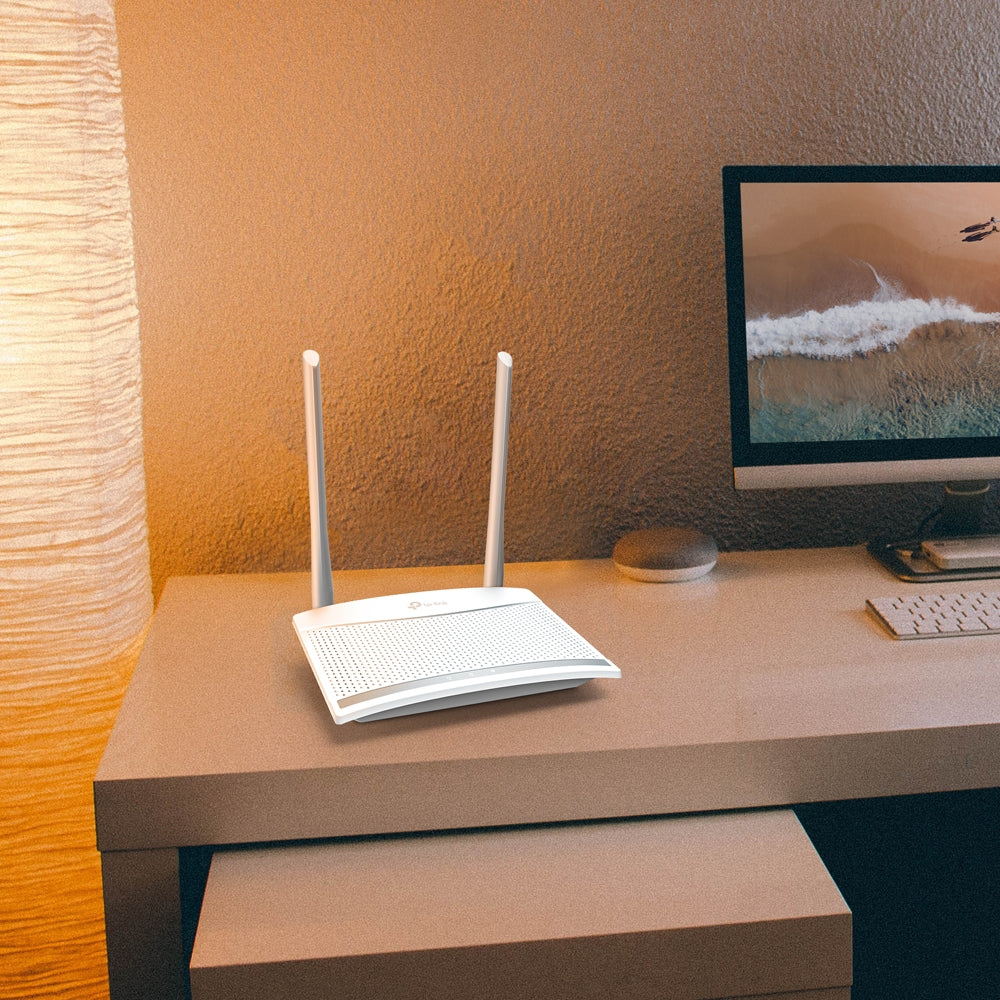 TP-Link TL-WR820N routeur sans fil Fast Ethernet Monobande (2,4 GHz) Blanc