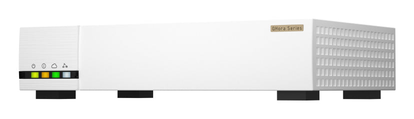 QNAP QHora-322 Routeur connecté 2.5 Gigabit Ethernet, 10 Gigabit Ethernet Blanc