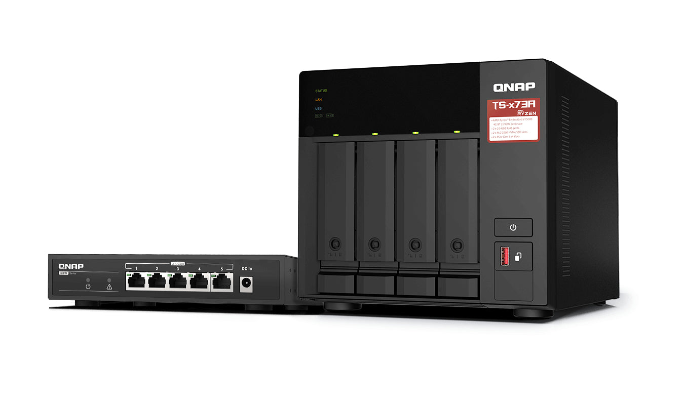 QNAP TS-473A + QSW-1105-5T Bundle Pack NAS Tower Ryzen Embedded V1500B 8 Go DDR4 0 To QNAP Turbo System Noir